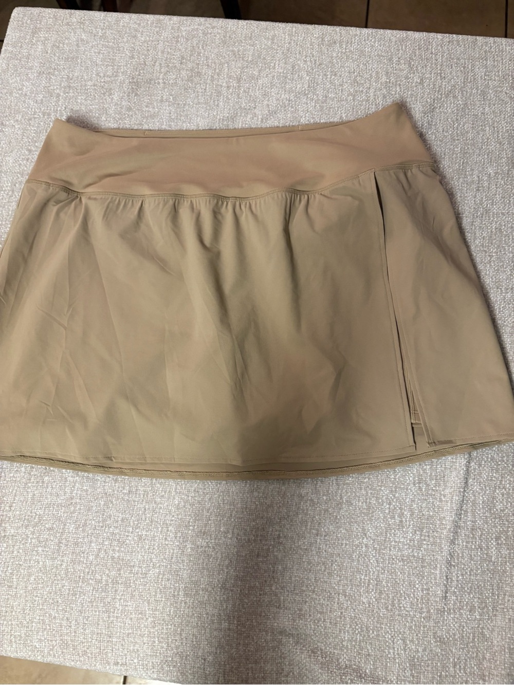 The North Face Women’s Stretch Skort Shorts - Tan Color Size XL TG
